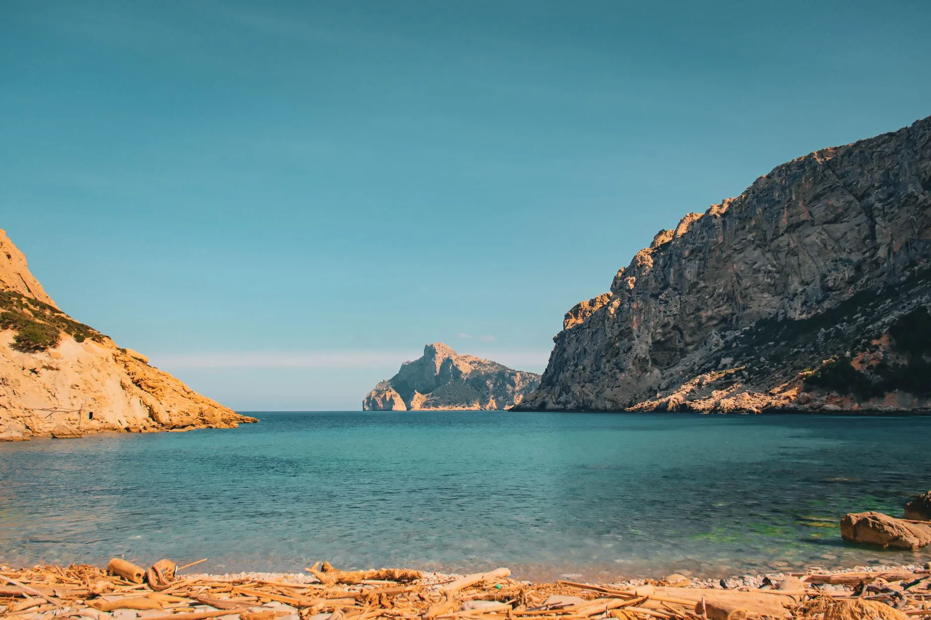 Cala Goloritzè : la plus emblématique et la plus stricte