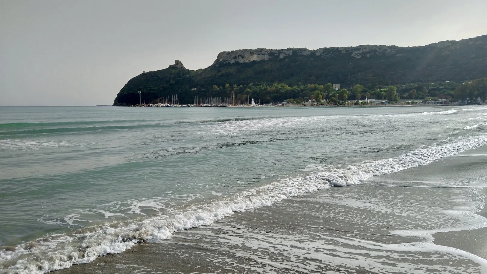 ️ La plage du Poetto : le joyau de la ville